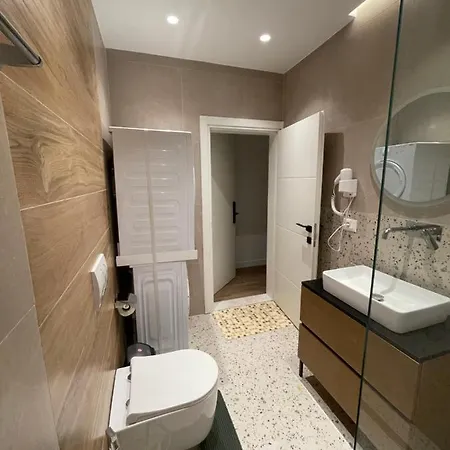 Downtown Studio Apartments Tirana Exterior photo